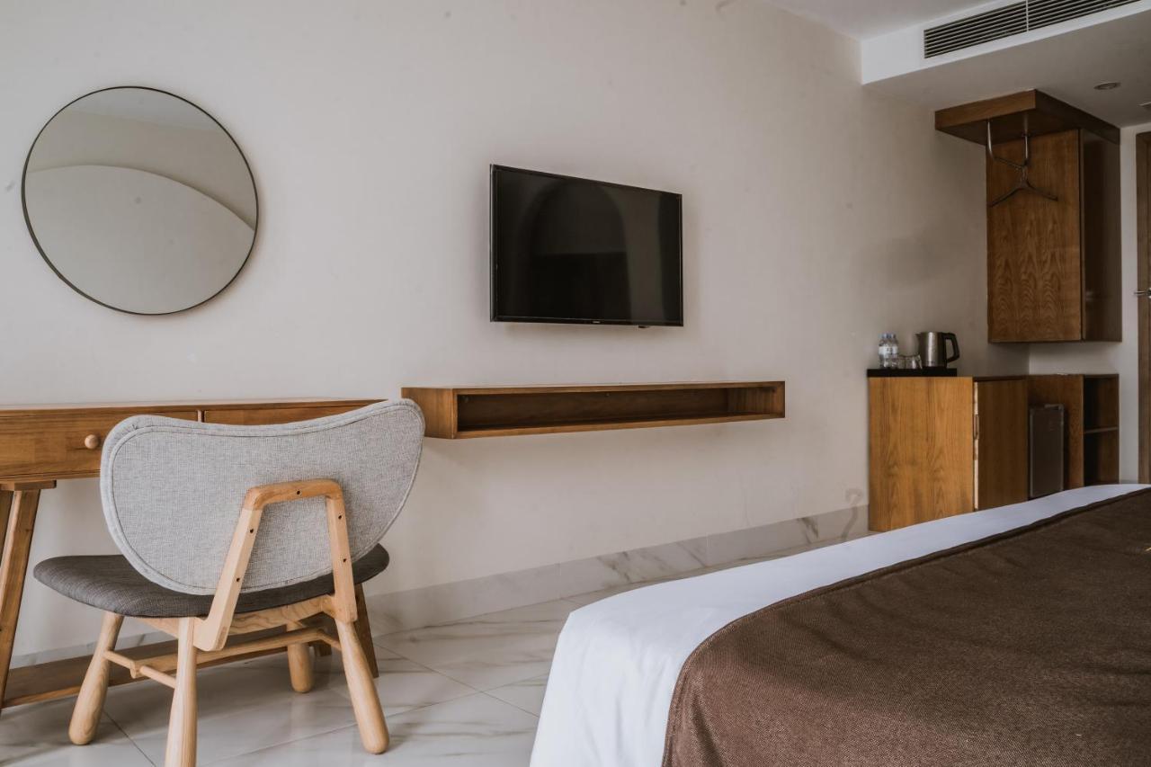 Maple Suite Hotel & Apartment Da Nang Exteriör bild